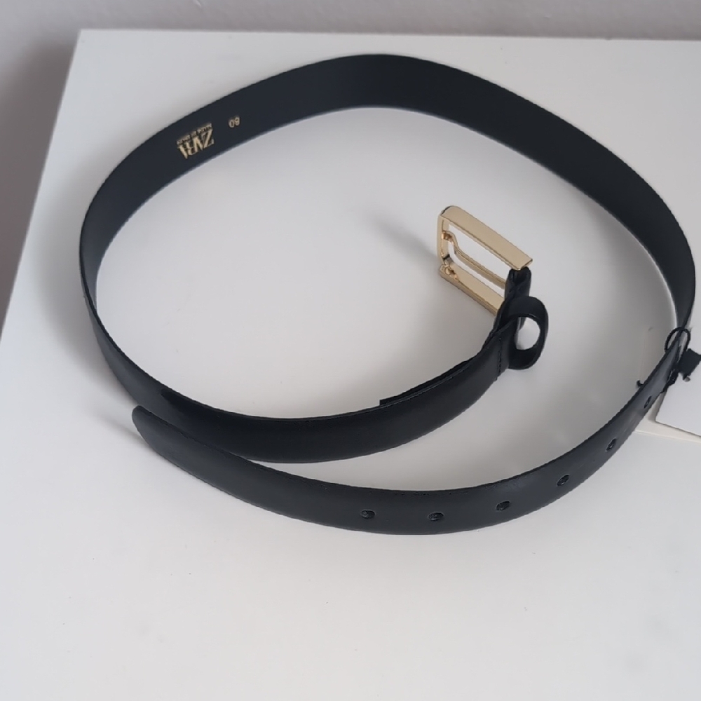 Zara Elegant Black Belt with Gold Accent